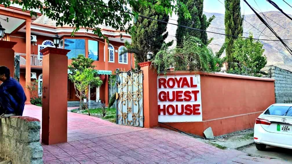 Royal Guest House Gilgit Exterior photo